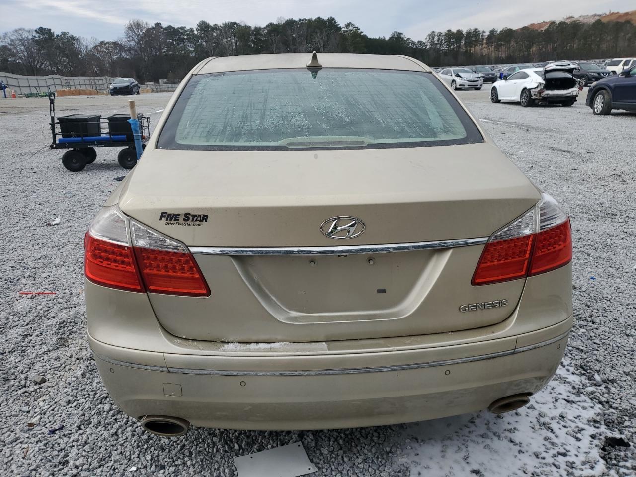 2011 Hyundai Genesis 3.8L VIN: KMHGC4DEXBU115487 Lot: 65038735