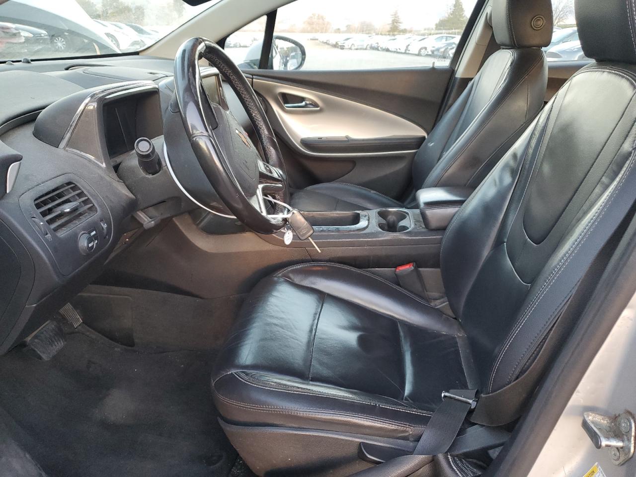 2014 Chevrolet Volt - Image 7