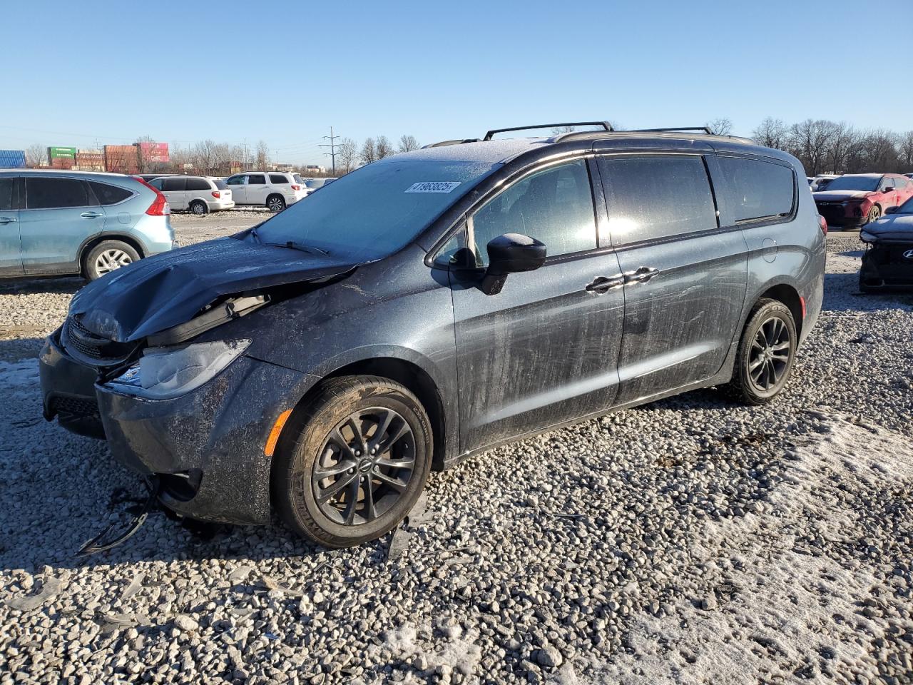 2020 Chrysler Pacifica - Image 1