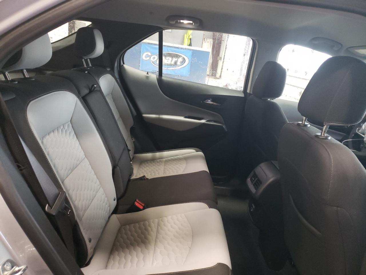 2021 Chevrolet Equinox - Image 11