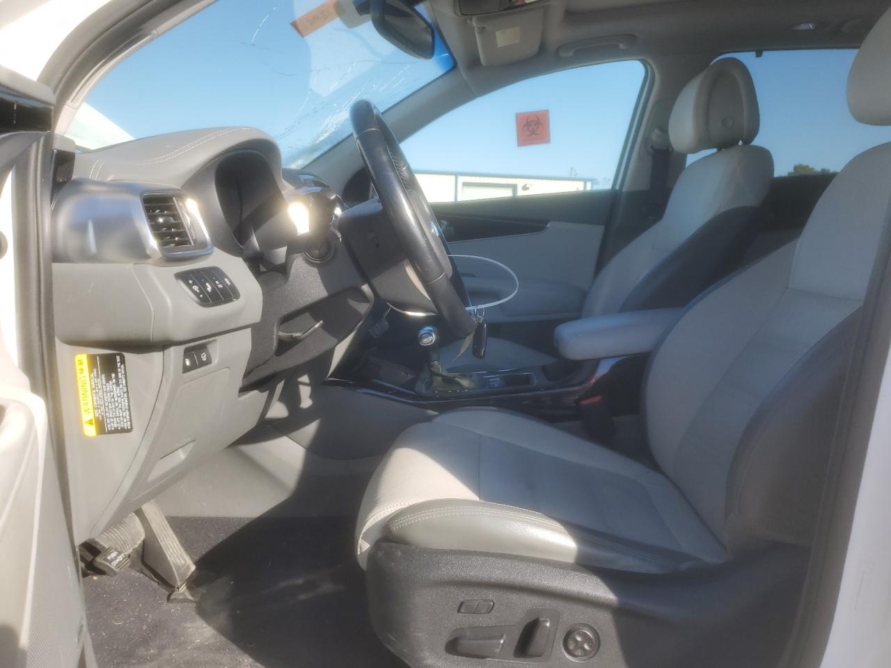 2016 Kia Sorento - Image 7