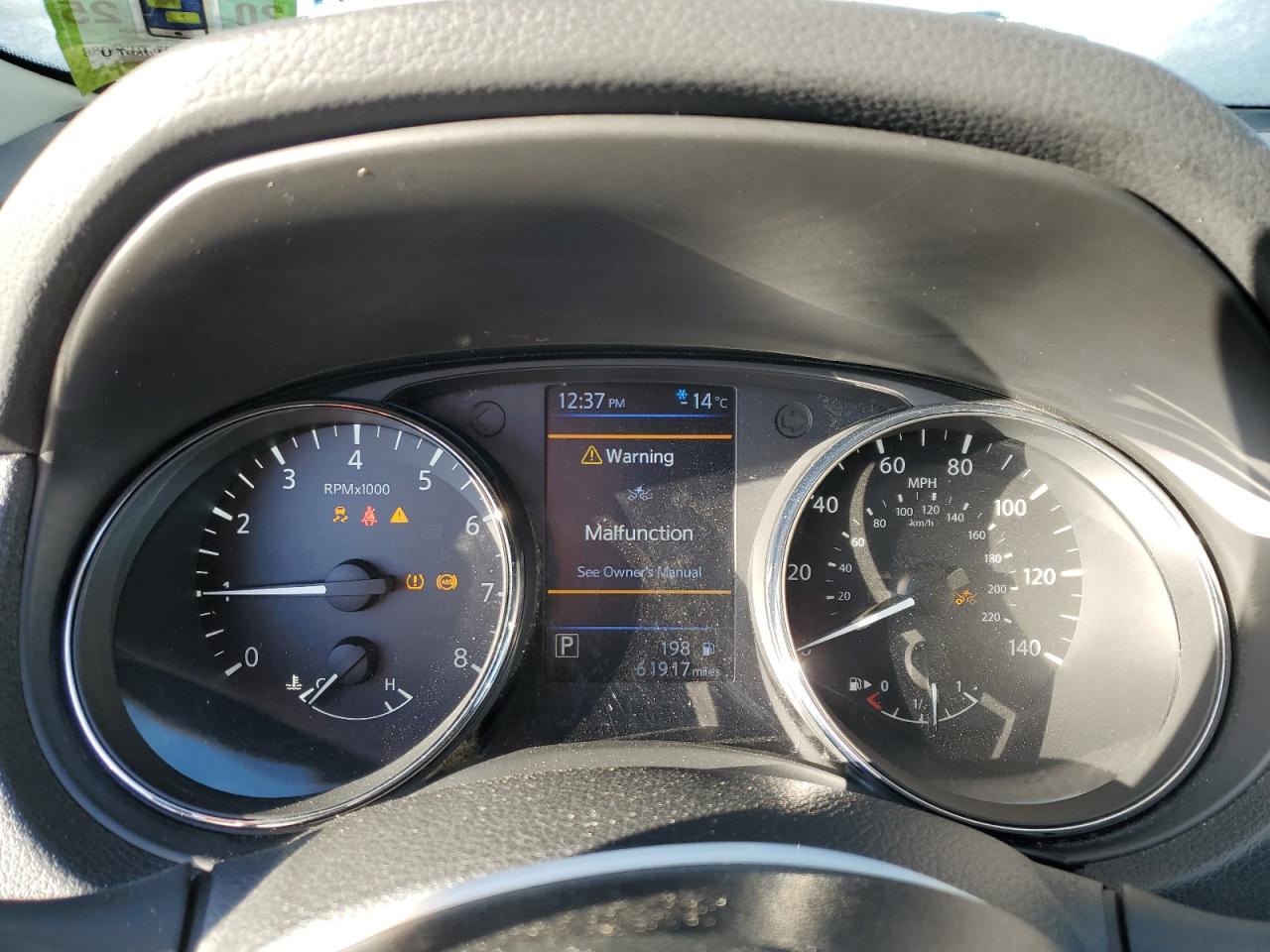 2018 Nissan Rogue - Image 9