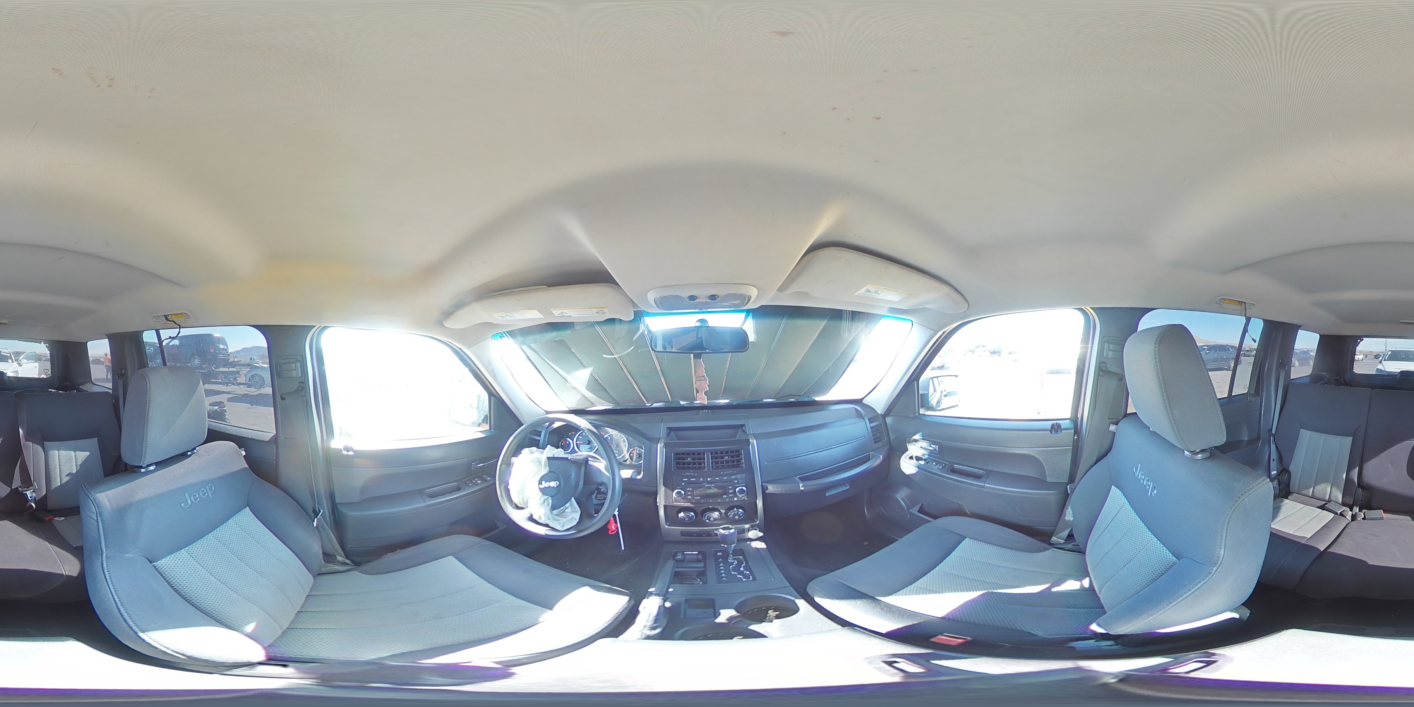 2009 Jeep Liberty (North America) - Image 13