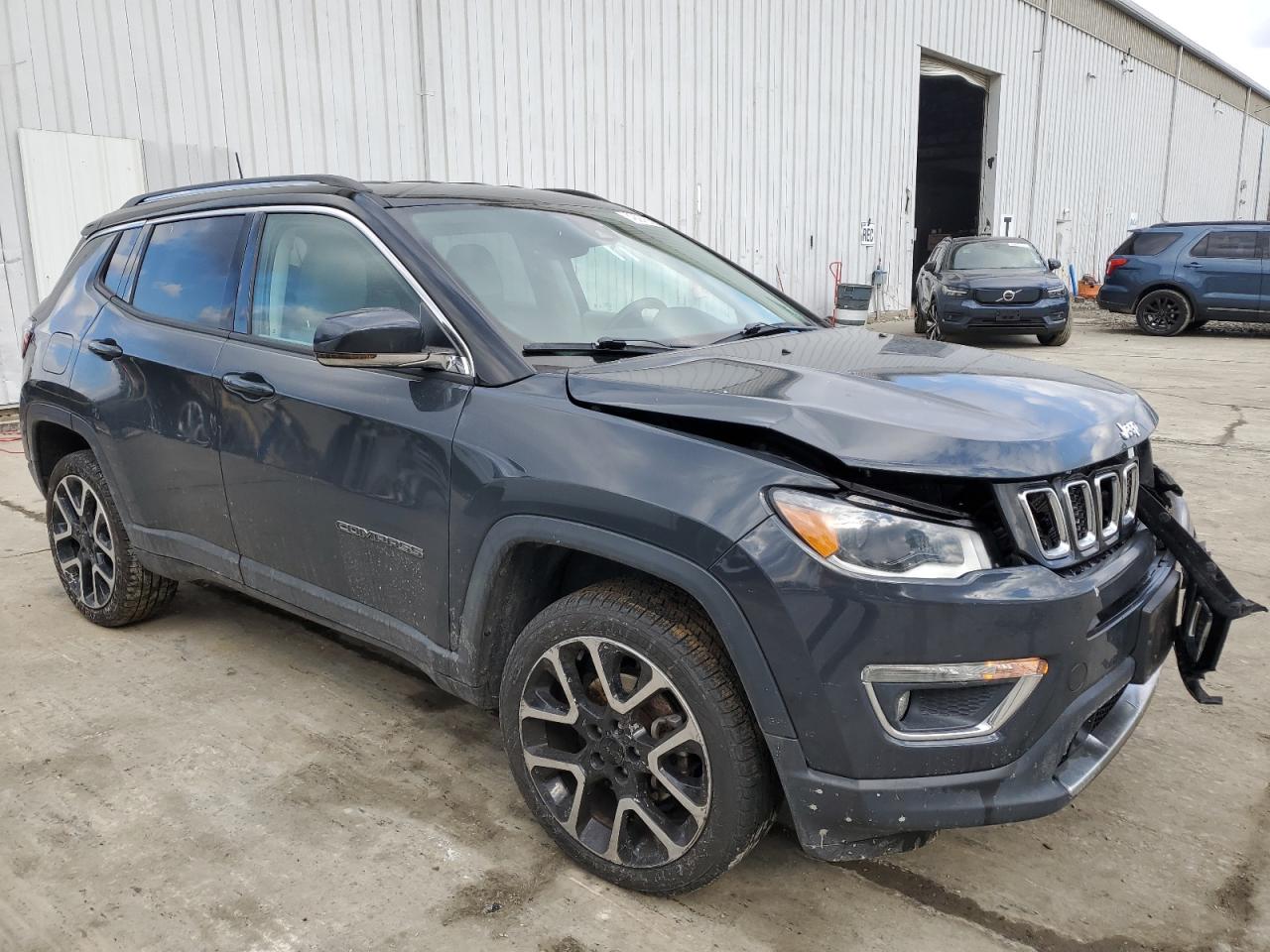 2018 Jeep Compass - Image 4