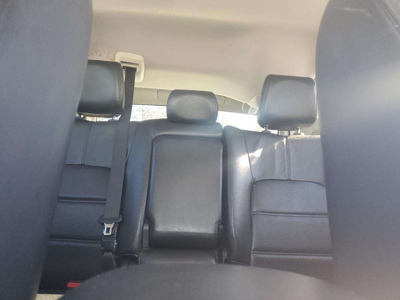 2011 Nissan Murano - Image 10