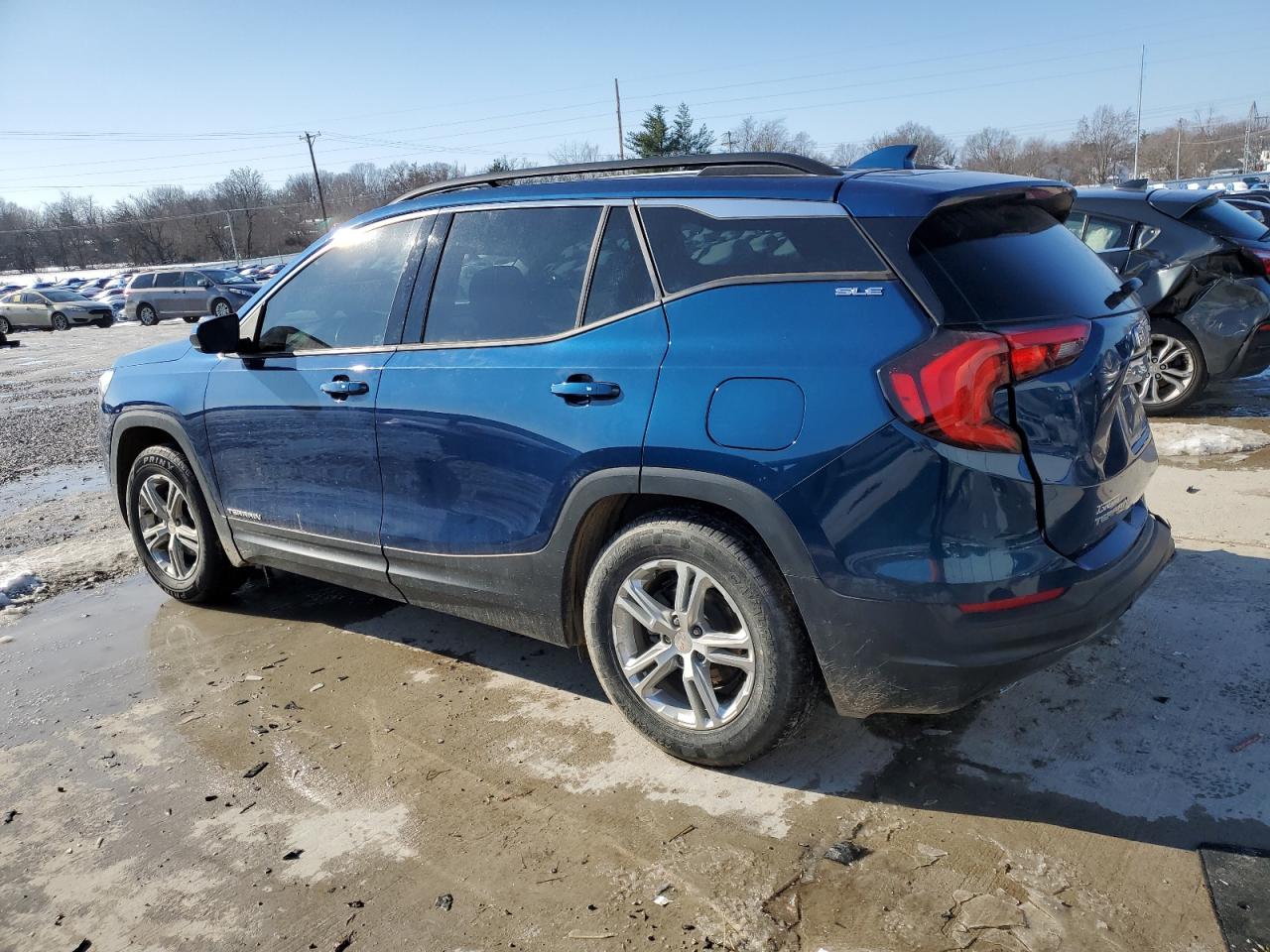 2020 GMC Terrain - Image 2