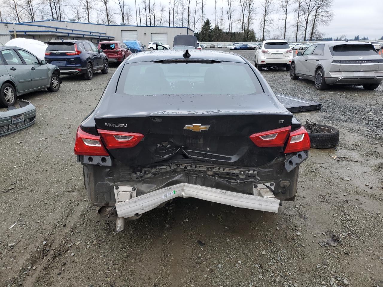2023 Chevrolet Malibu - Image 6