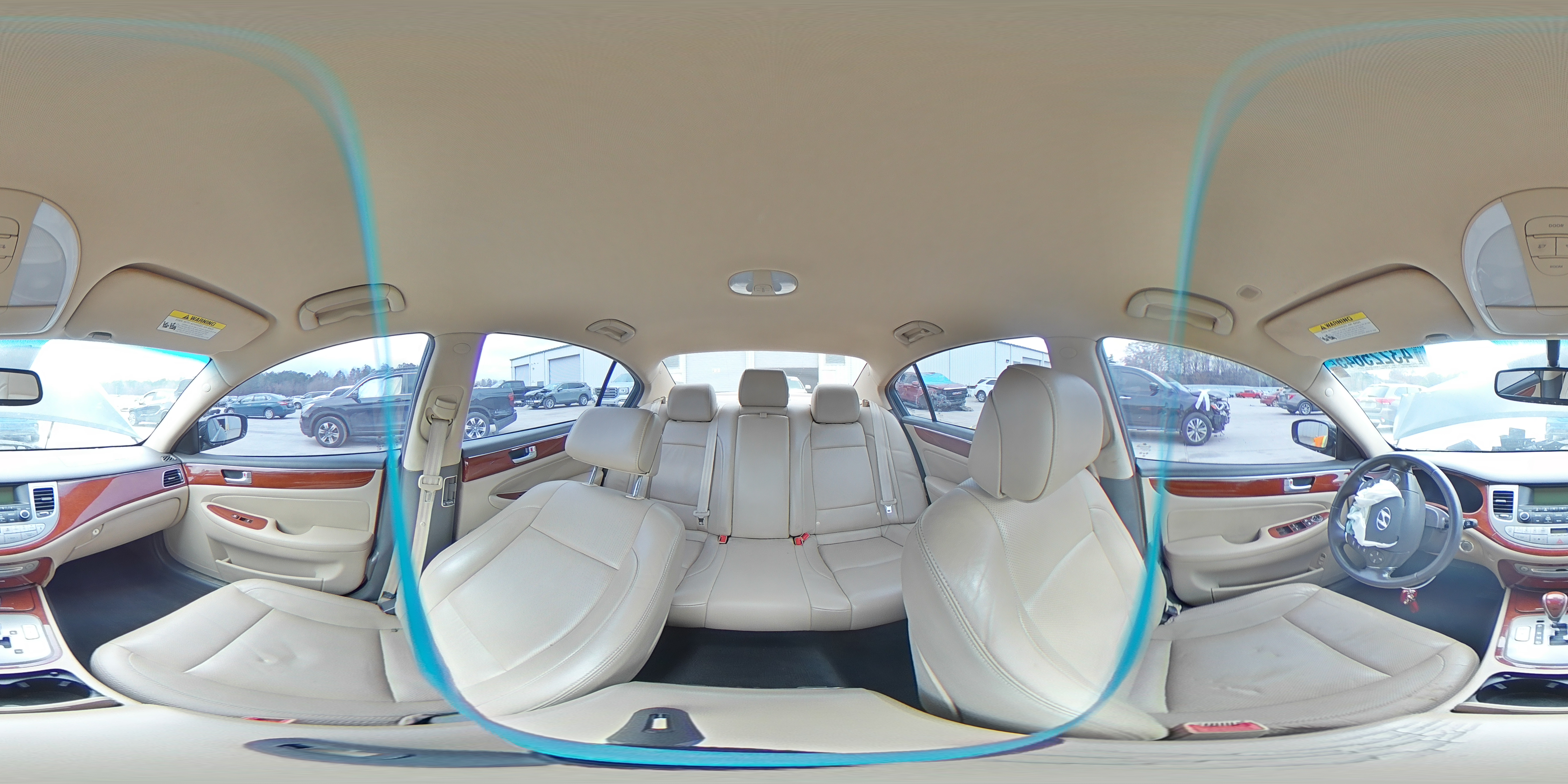 2013 Hyundai Genesis - Image 13