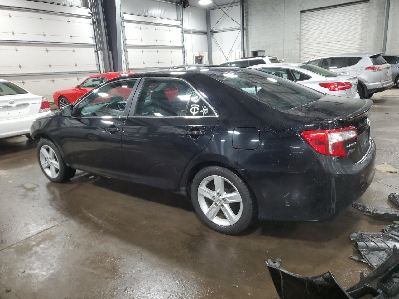 2014 Toyota Camry - Image 2