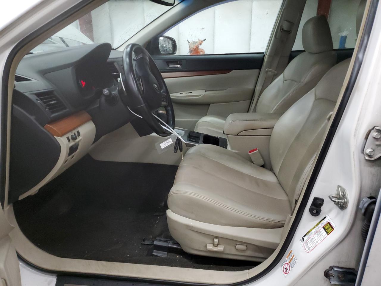 2013 Subaru Outback - Image 7