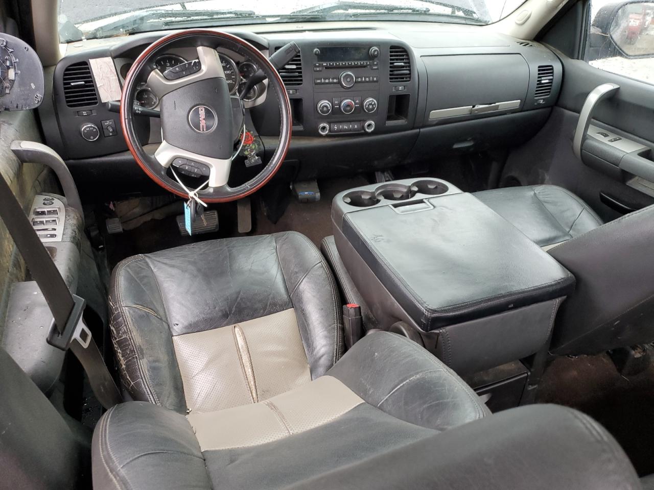 2008 GMC Sierra - Image 8