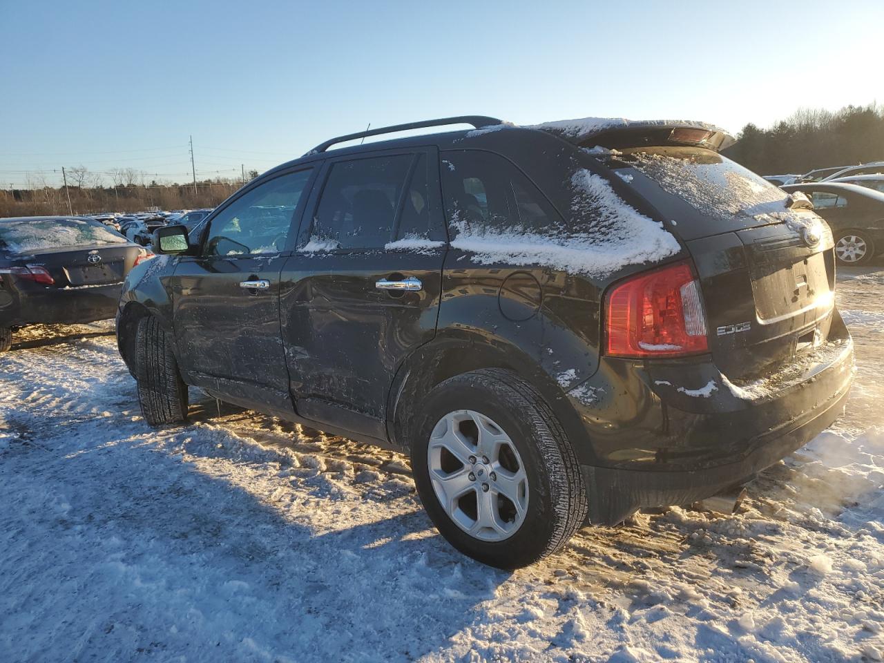 2011 Ford Edge - Image 2
