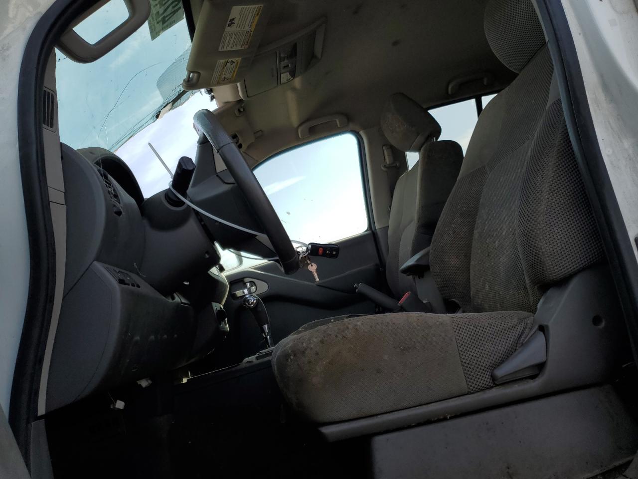 2013 Nissan Navara (Frontier) - Image 7