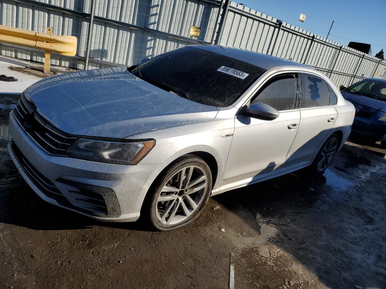 2017 Volkswagen Passat - Image 1