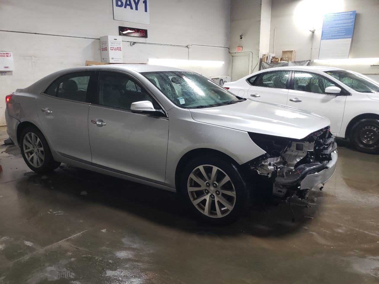 2015 Chevrolet Malibu - Image 4