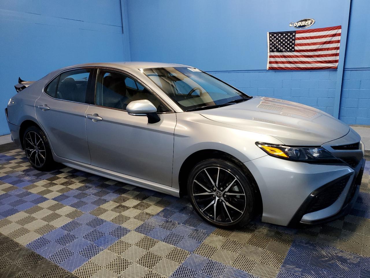2022 Toyota Camry - Image 4