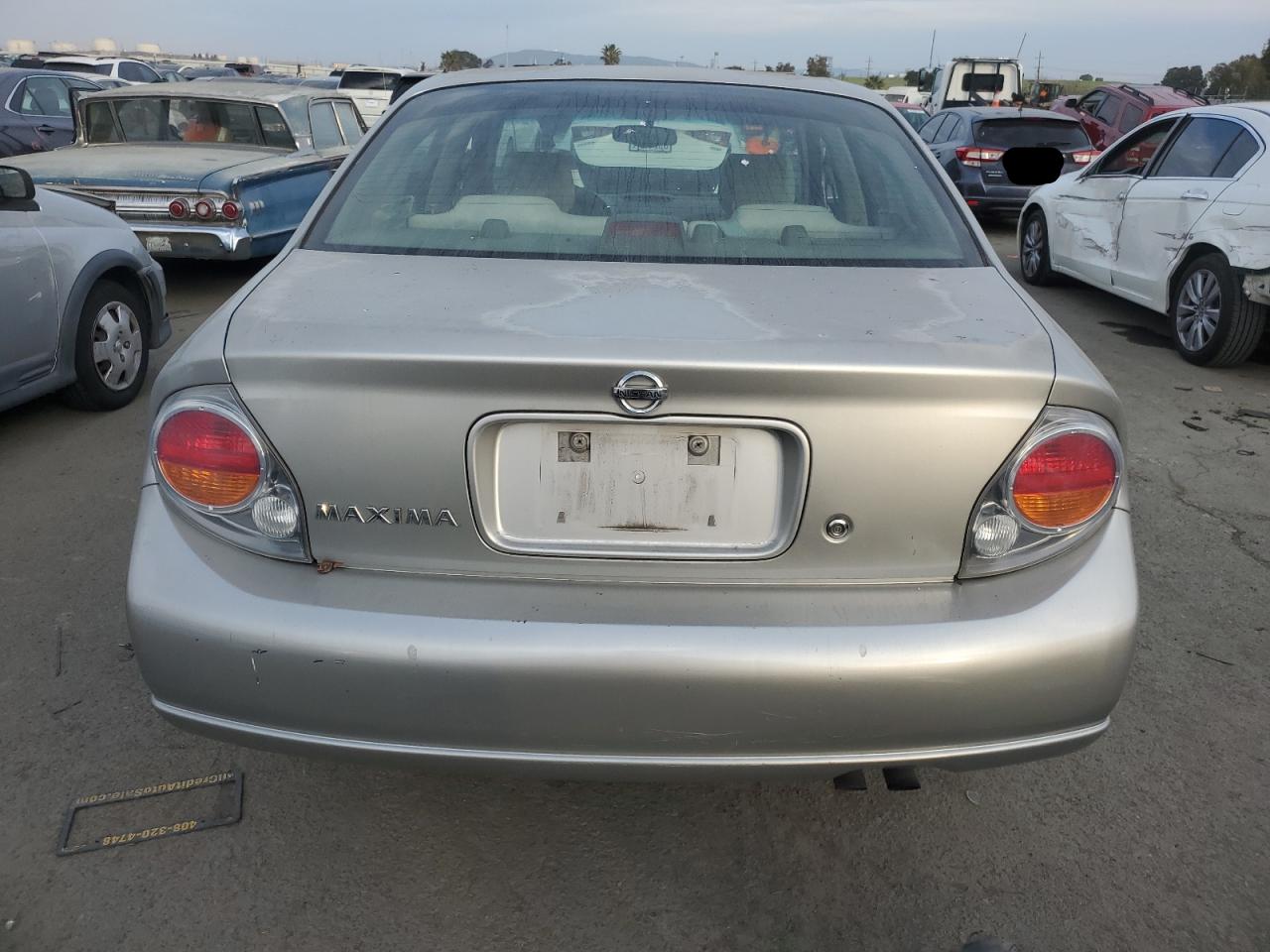 2003 Nissan Maxima - Image 6