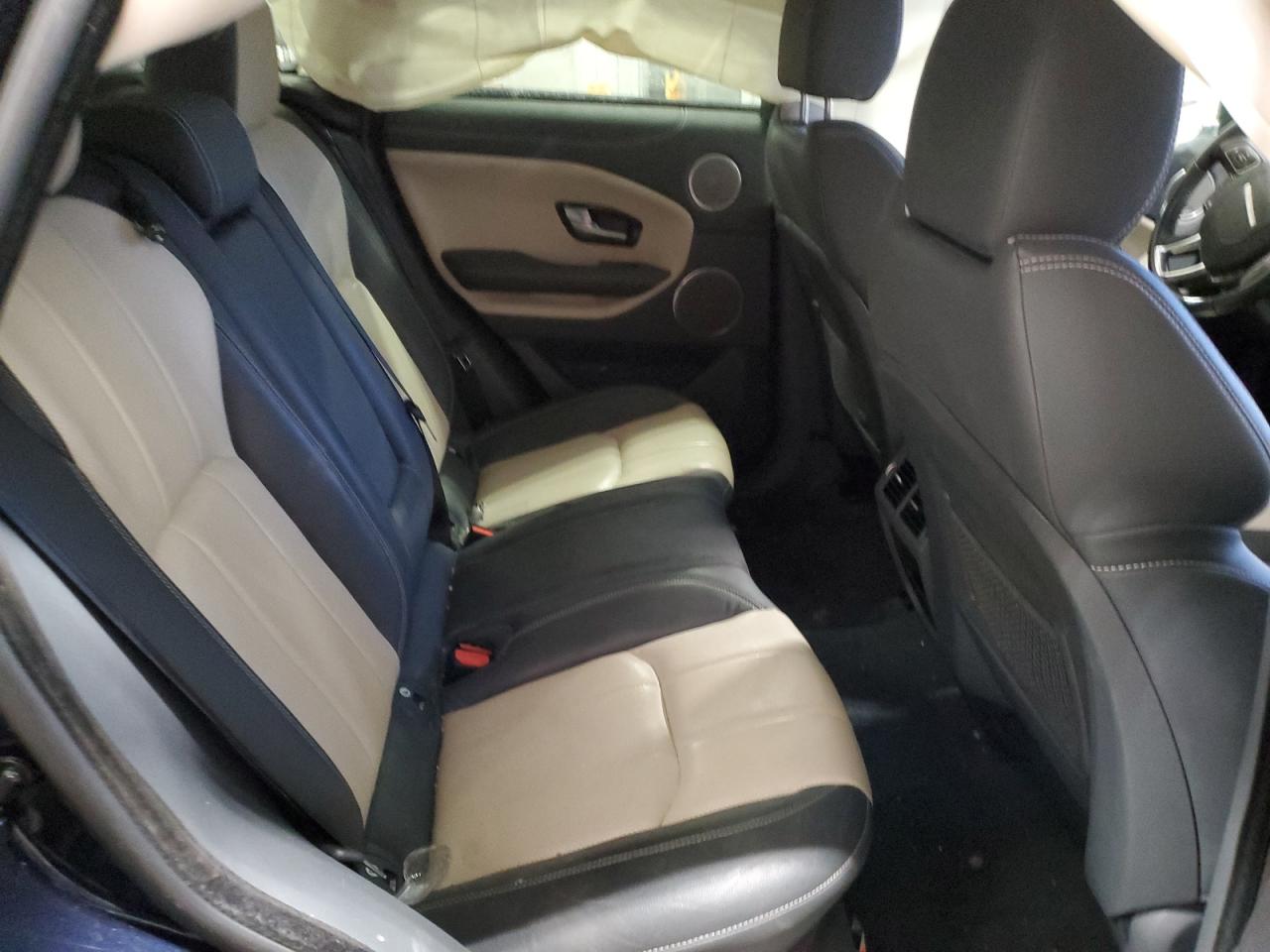 2017 Land Rover Range Rover - Image 10
