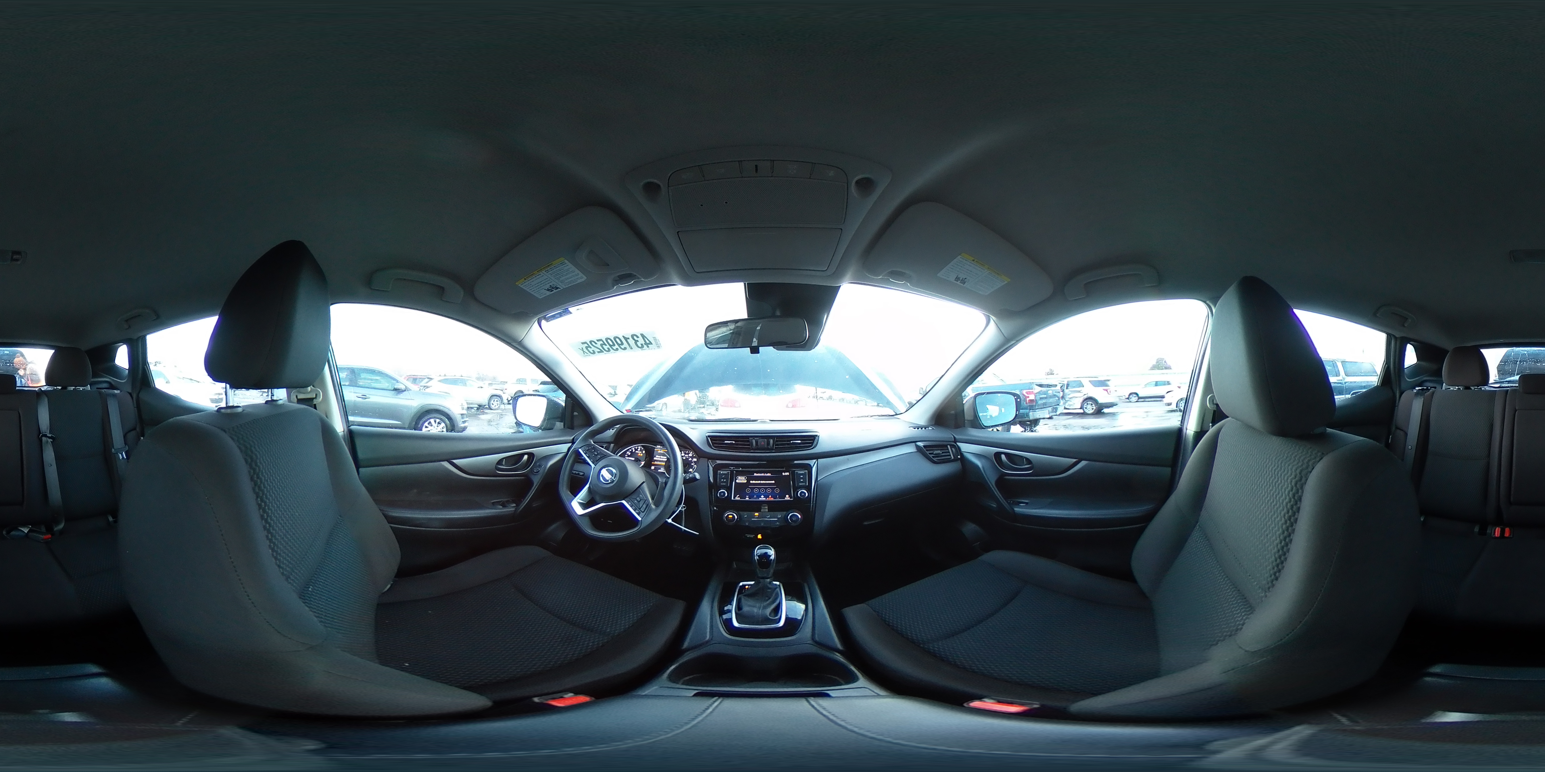 2021 Nissan Rogue - Image 15