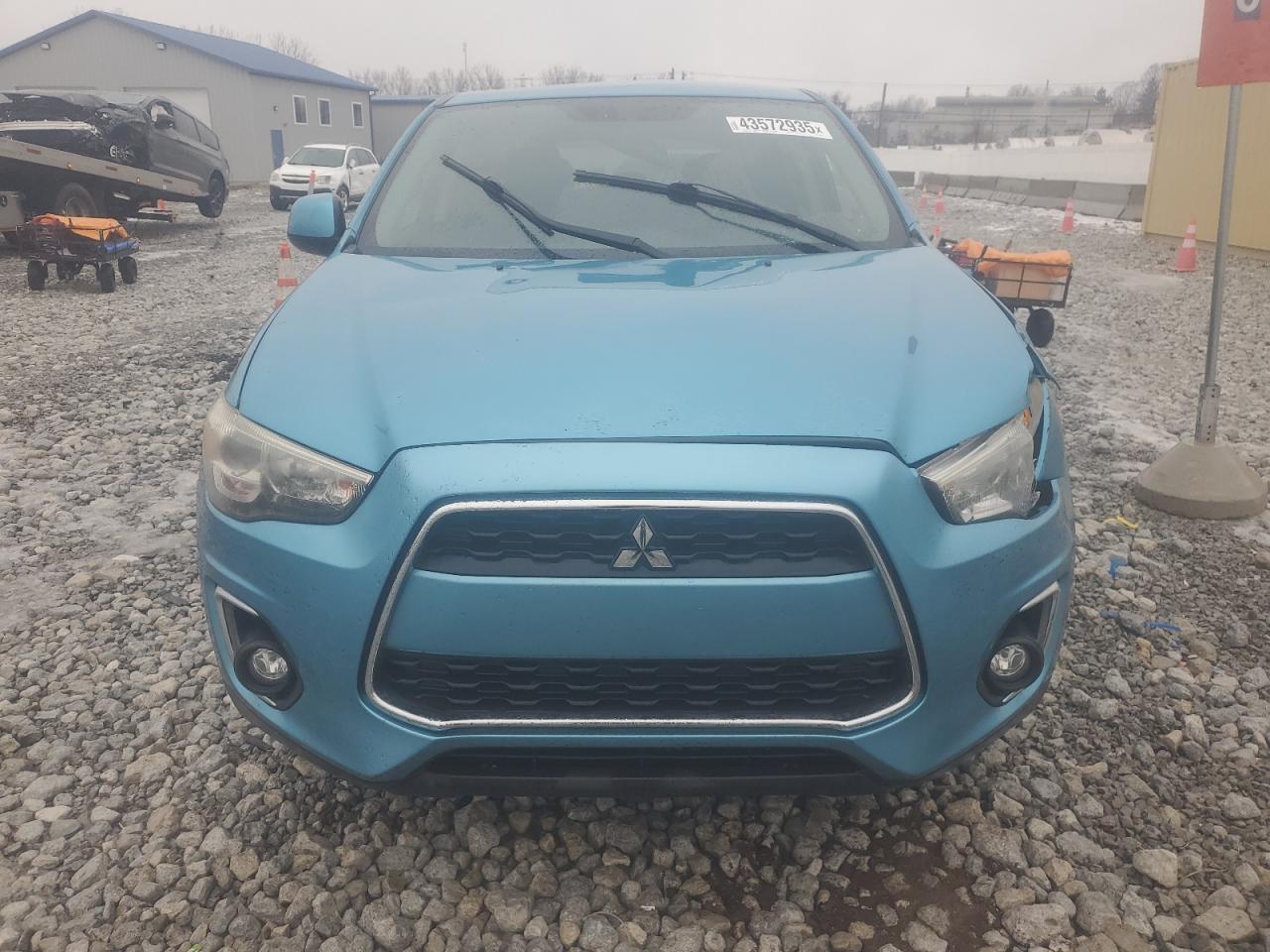 2014 Mitsubishi Outlander - Image 5
