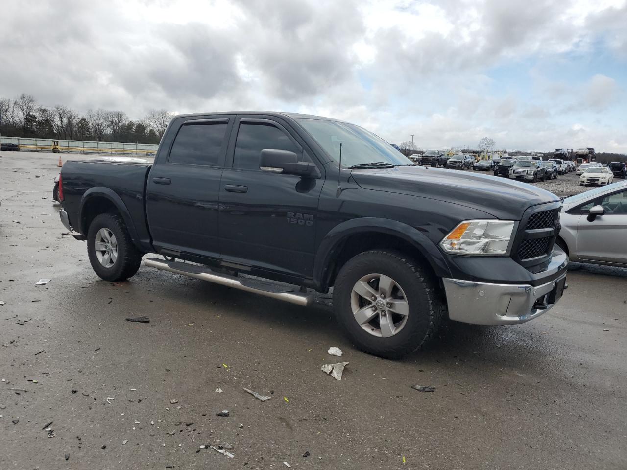 2015 RAM 1500 - Image 4