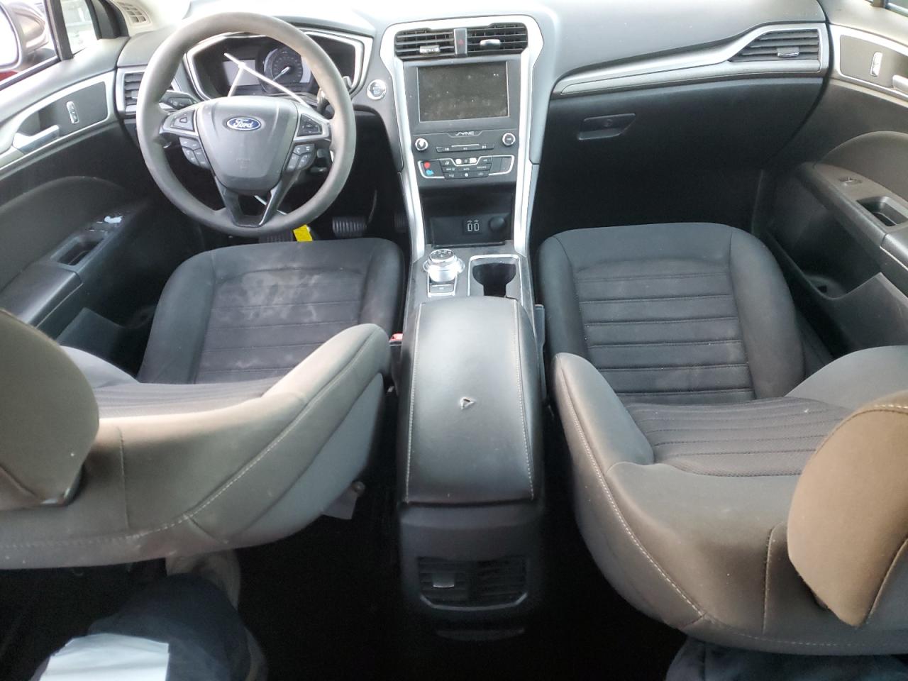2020 Ford Fusion - Image 8