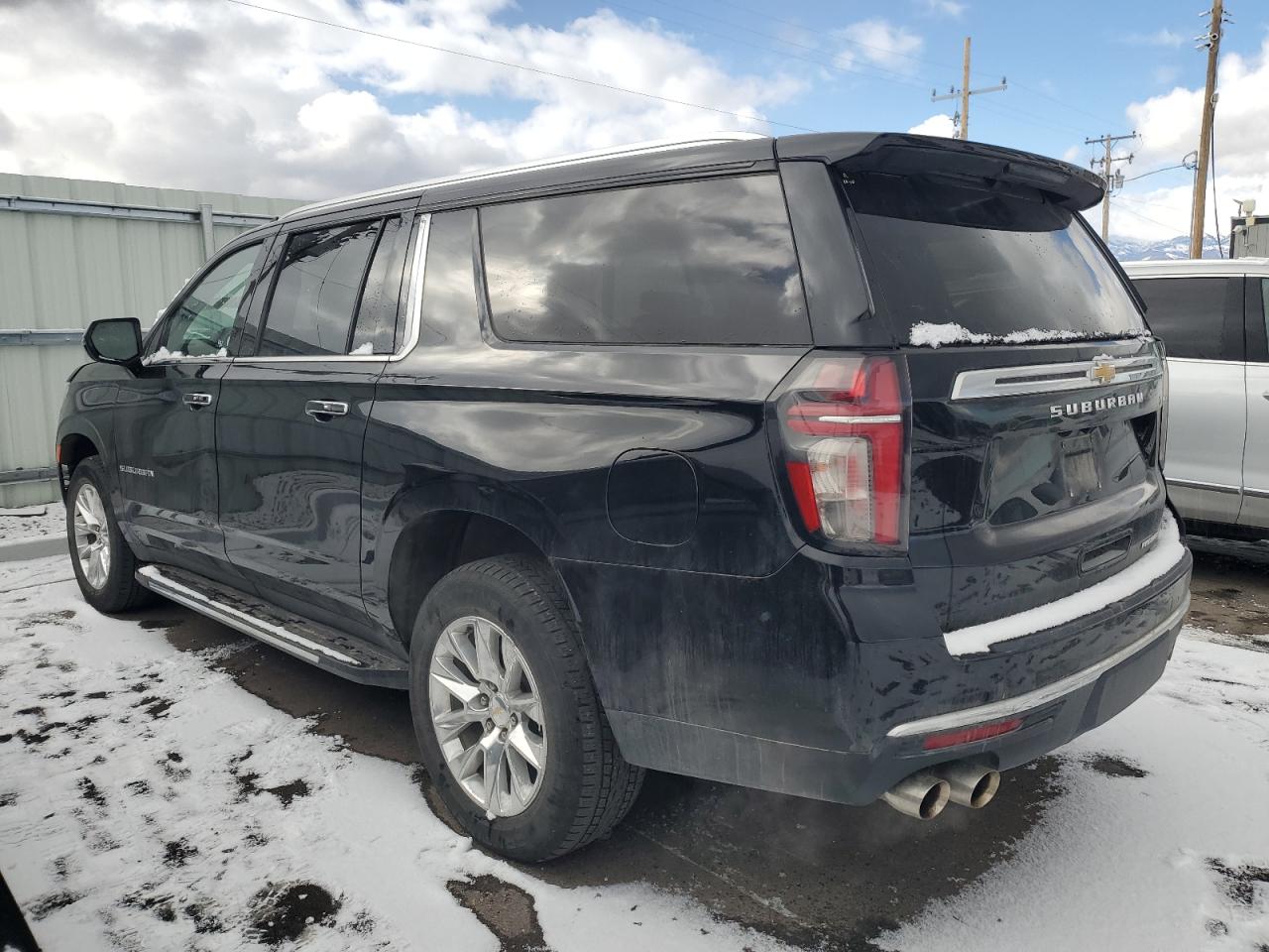 2022 Chevrolet Suburban - Image 2