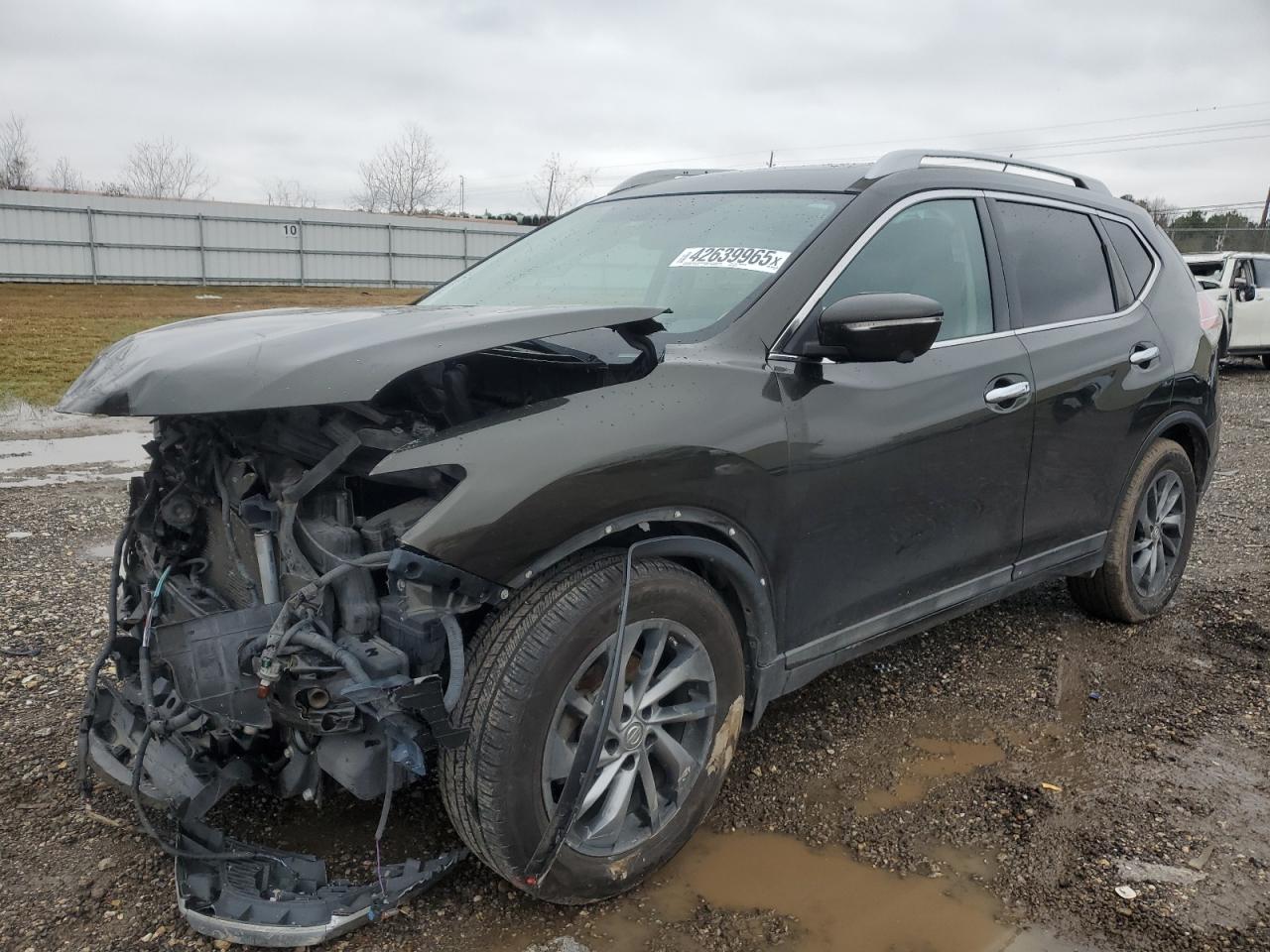 2015 Nissan Rogue - Image 1