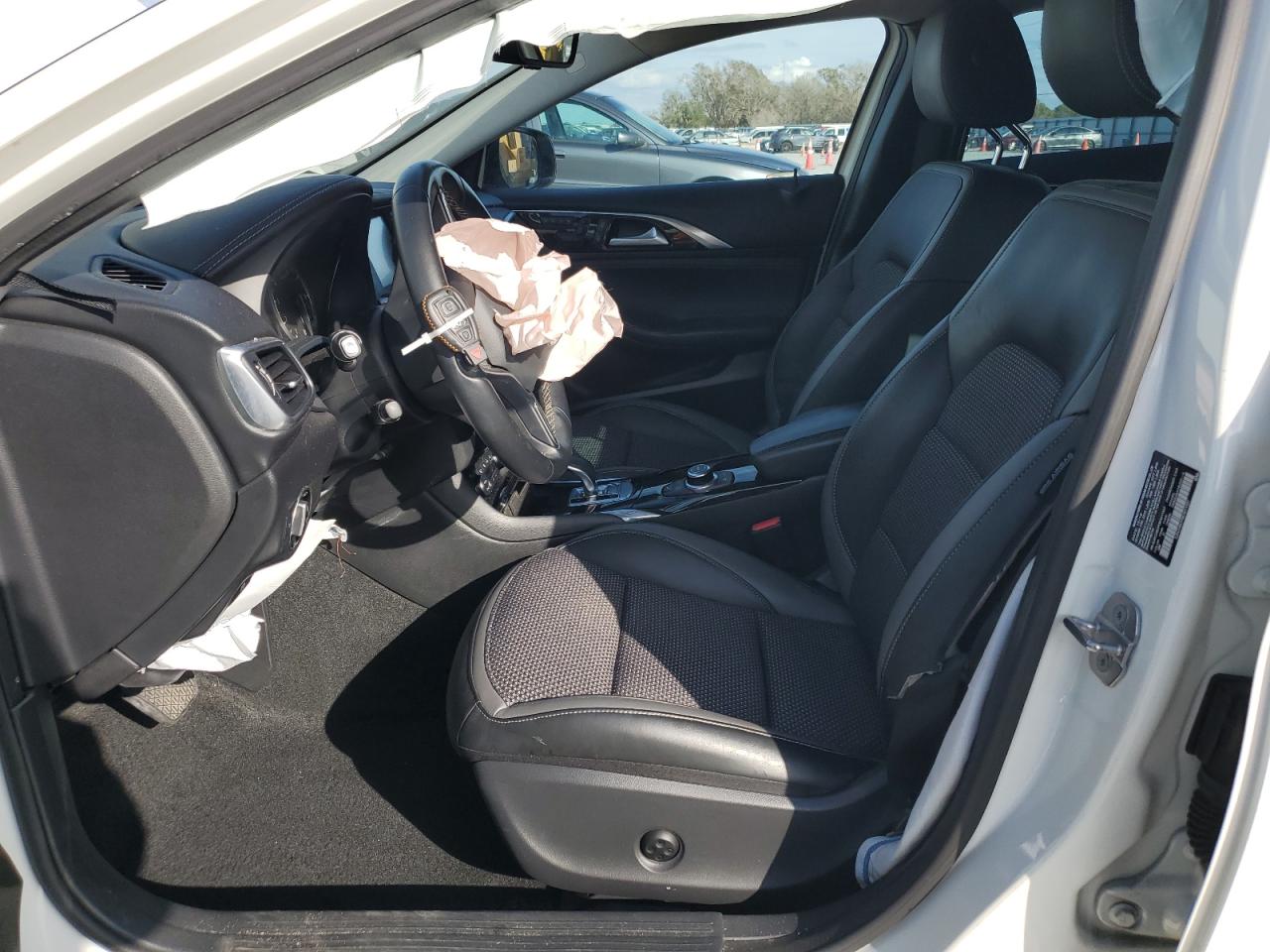 2019 Infiniti QX30 - Image 7