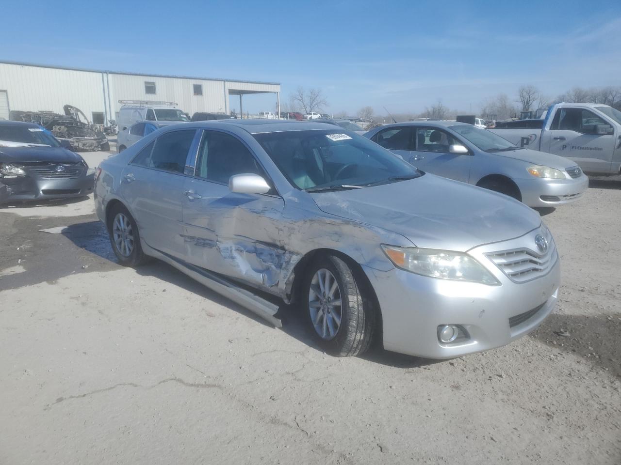 2011 Toyota Camry - Image 4