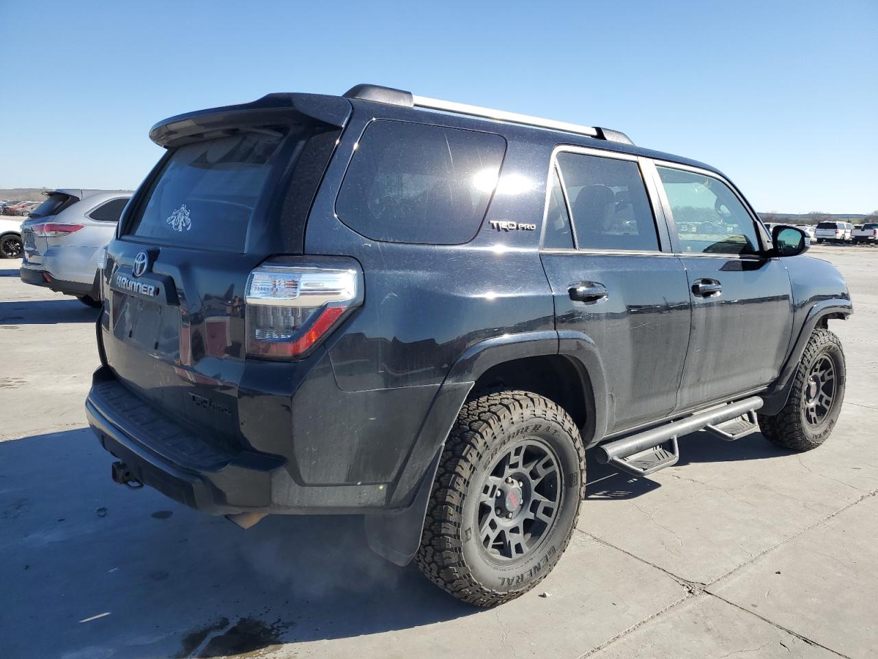 2018 Toyota 4Runner - Image 3