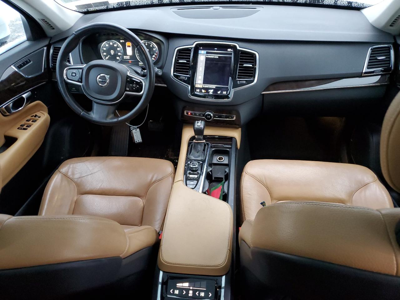 2016 Volvo XC90 - Image 8