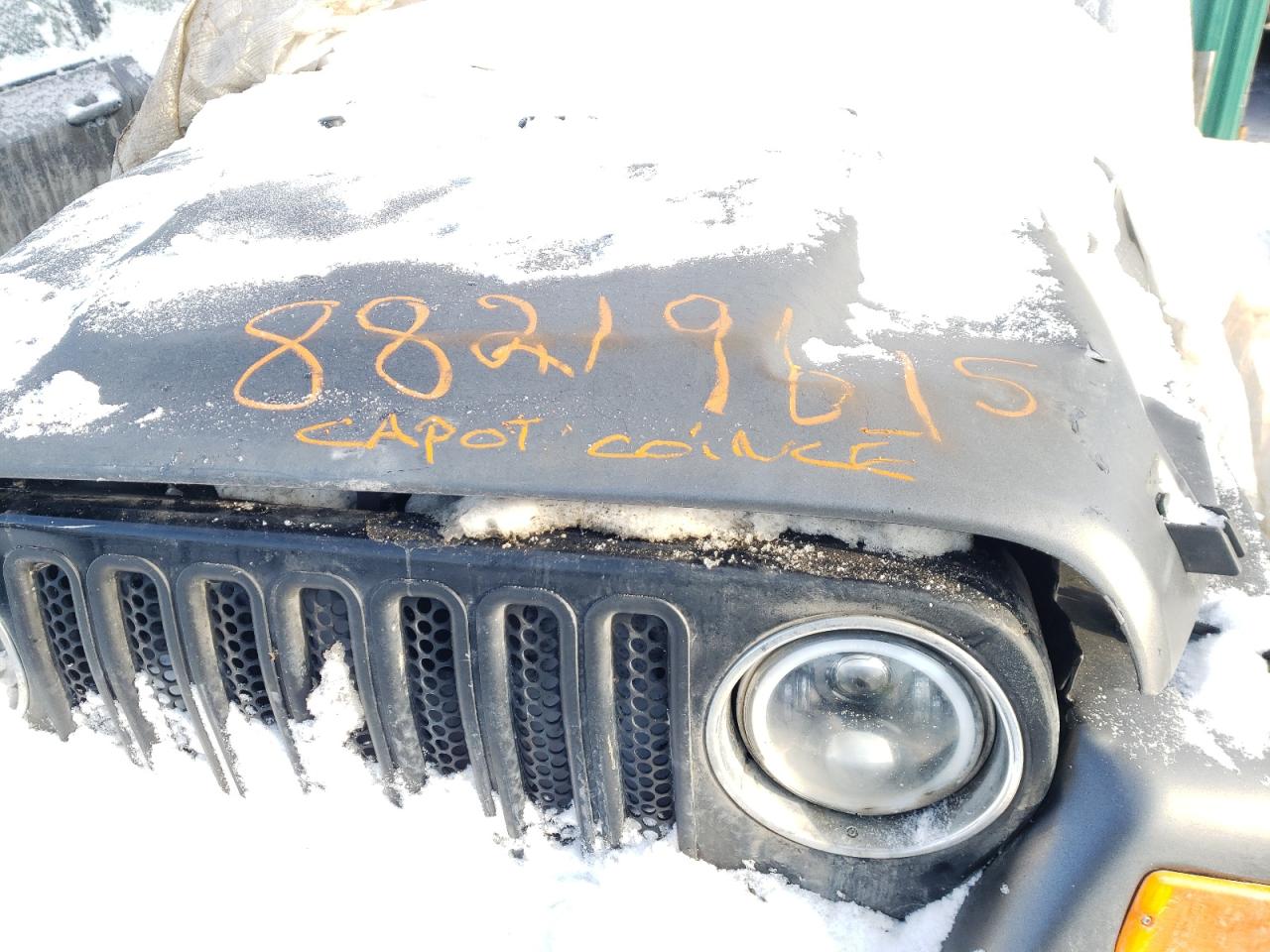 2005 Jeep Wrangler - Image 11