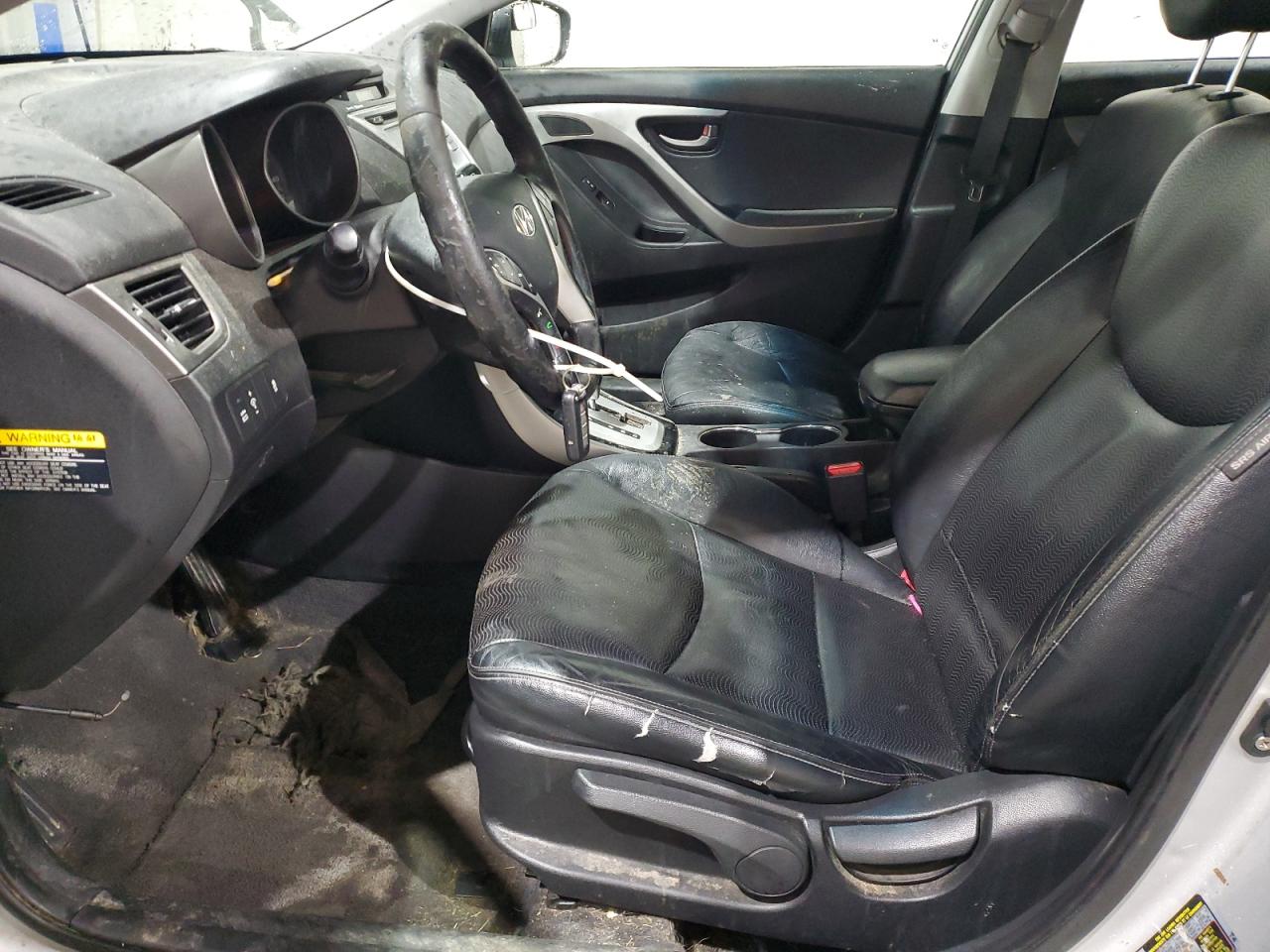 2012 Hyundai Elantra - Image 7