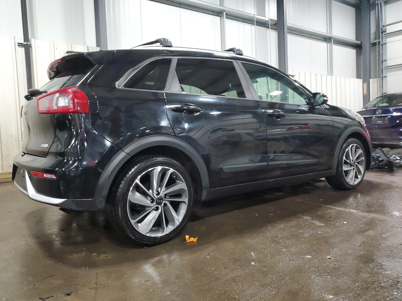 2017 Kia Niro - Image 3