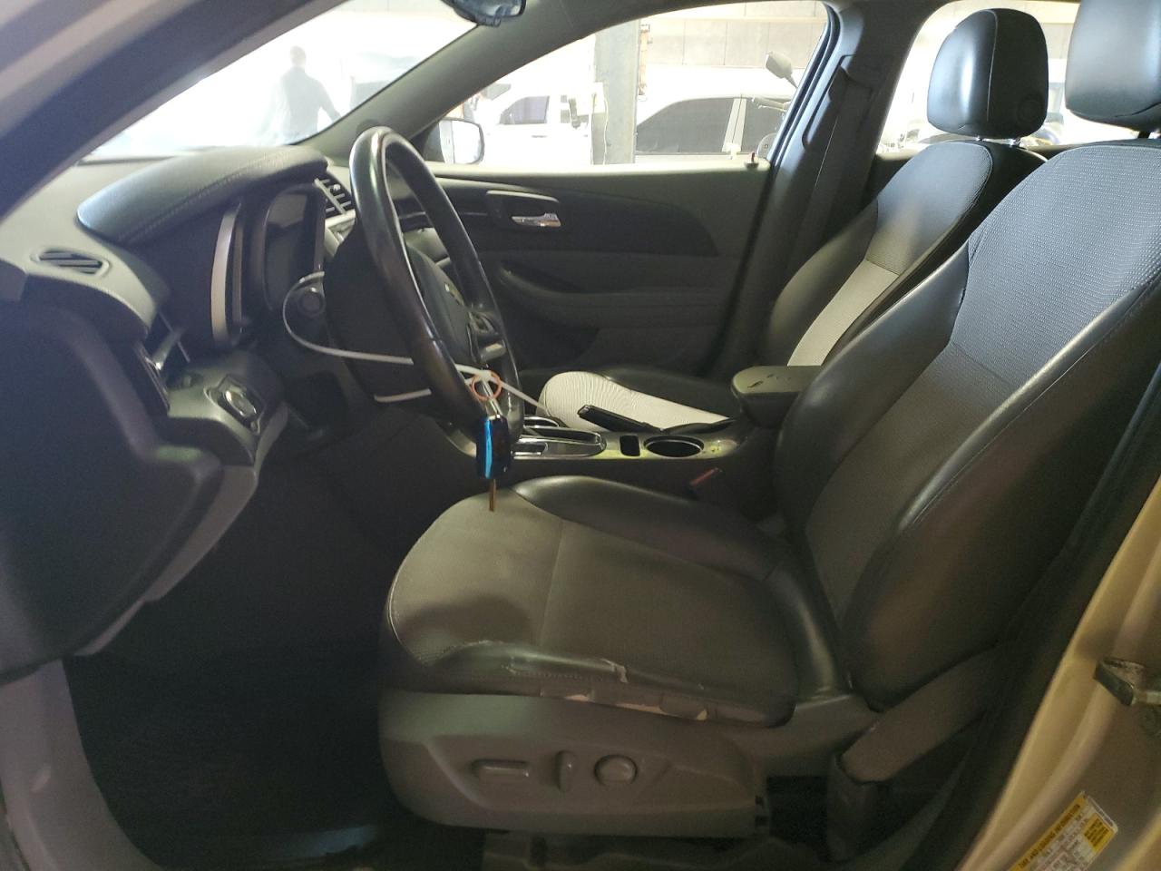 2015 Chevrolet Malibu - Image 7