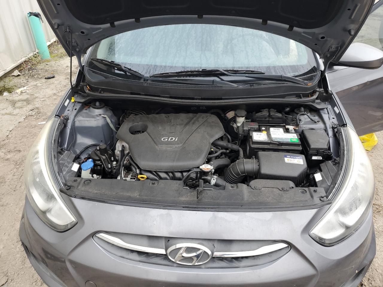 2016 Hyundai Accent - Image 11