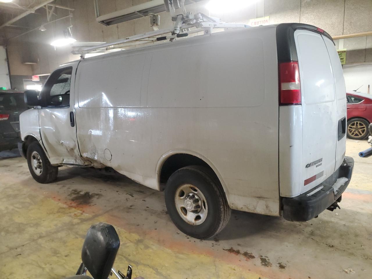 2014 Chevrolet Express - Image 2