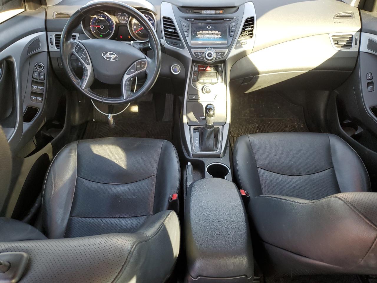 2014 Hyundai Elantra - Image 8
