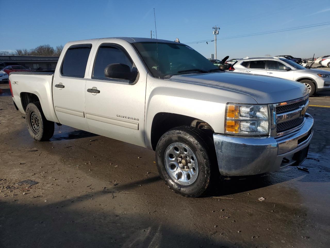 2013 Chevrolet Silverado - Image 4