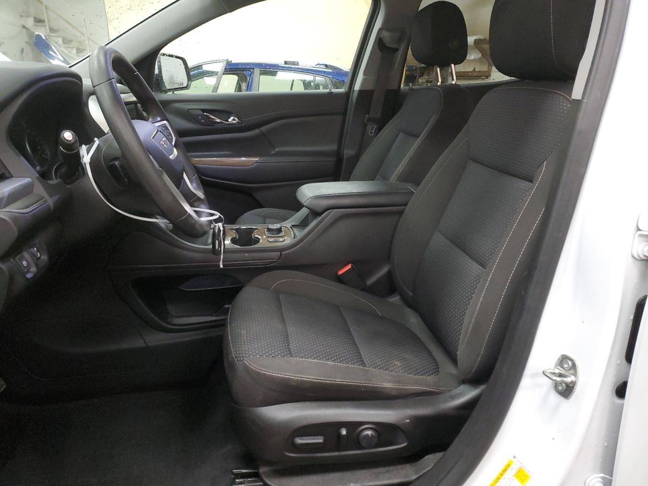 2021 GMC Acadia - Image 7