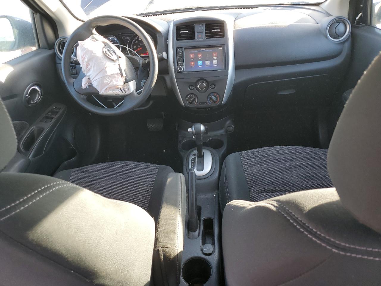 2018 Nissan Versa - Image 8