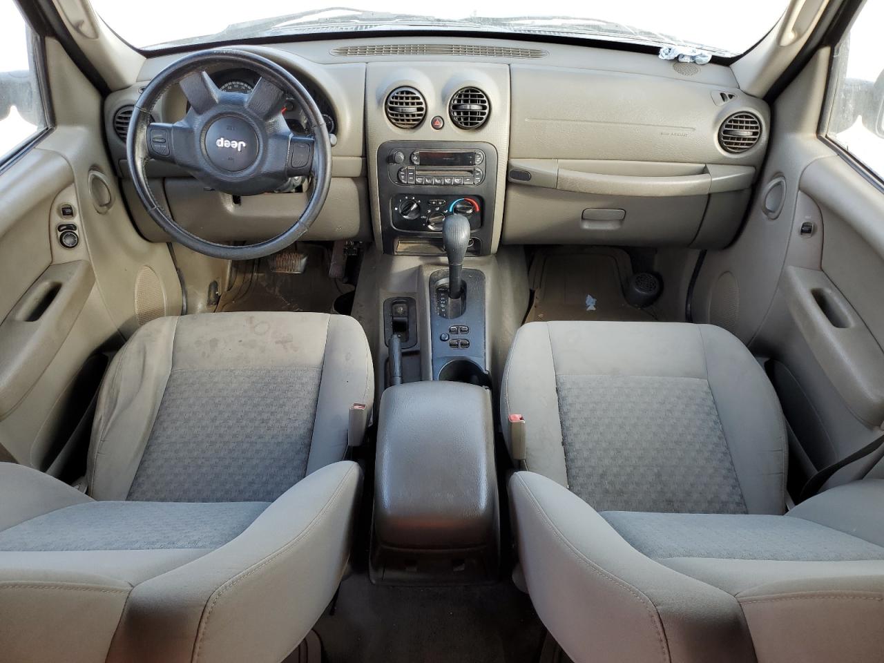 2006 Jeep Liberty (North America) - Image 8