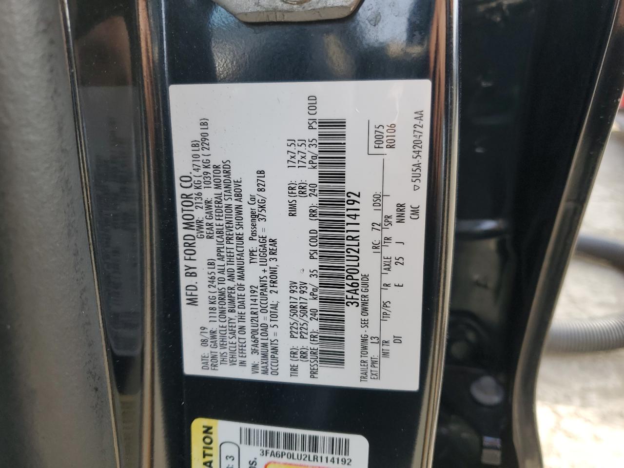 2020 Ford Fusion - Image 14