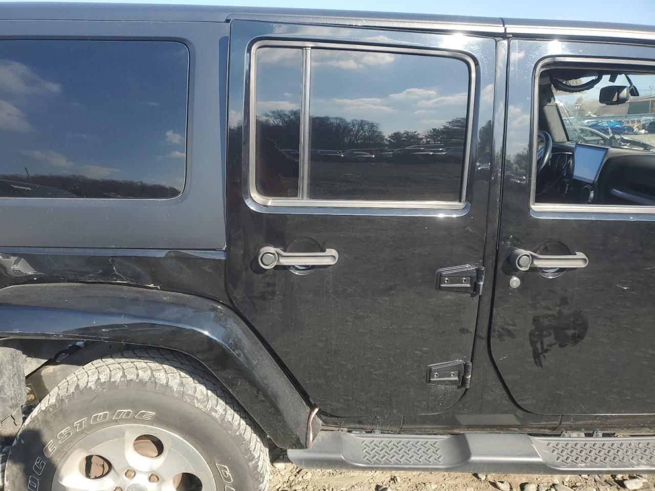 2015 Jeep Wrangler - Image 10