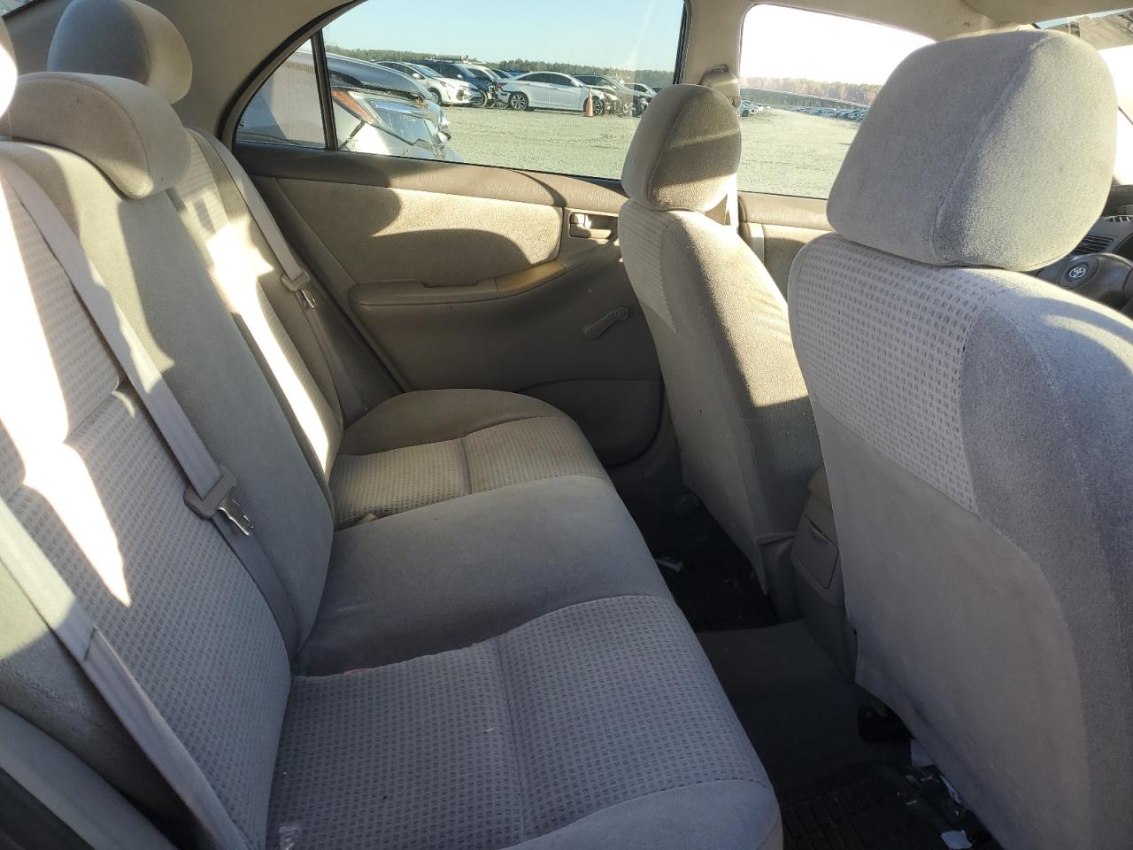 2005 Toyota Corolla - Image 10