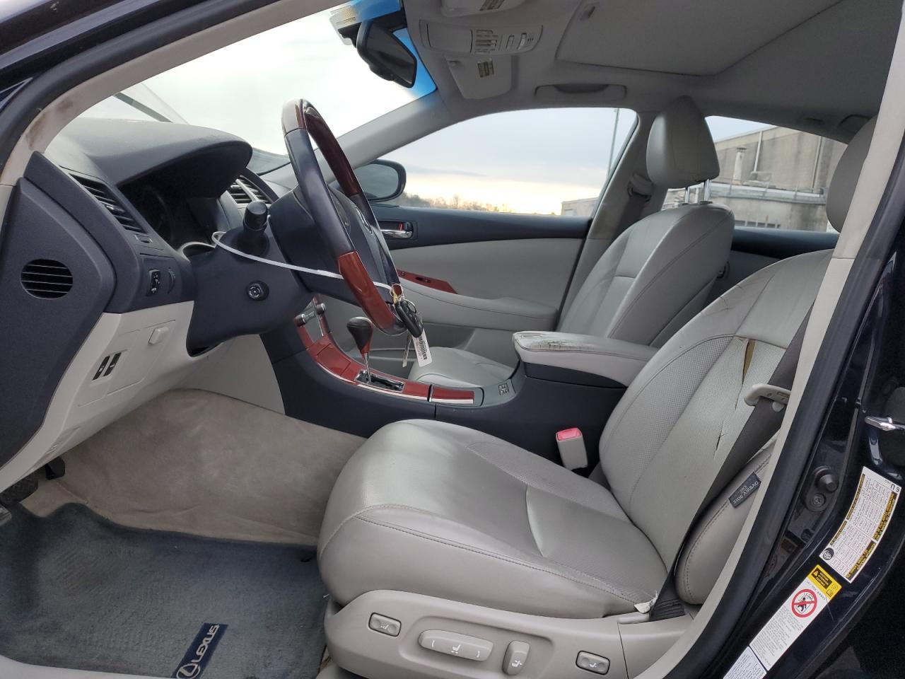 2009 Lexus ES - Image 7
