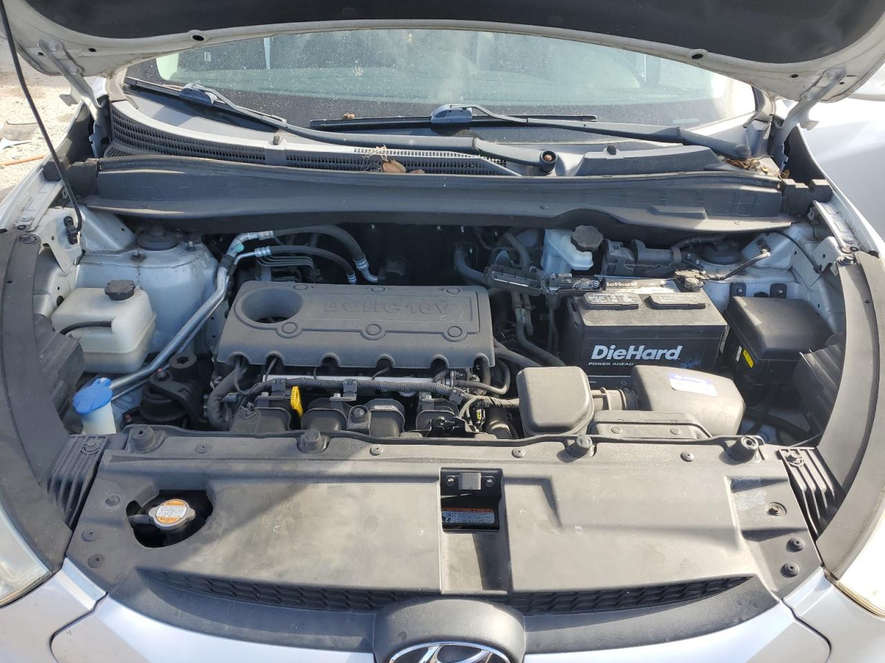 2011 Hyundai Tucson - Image 12