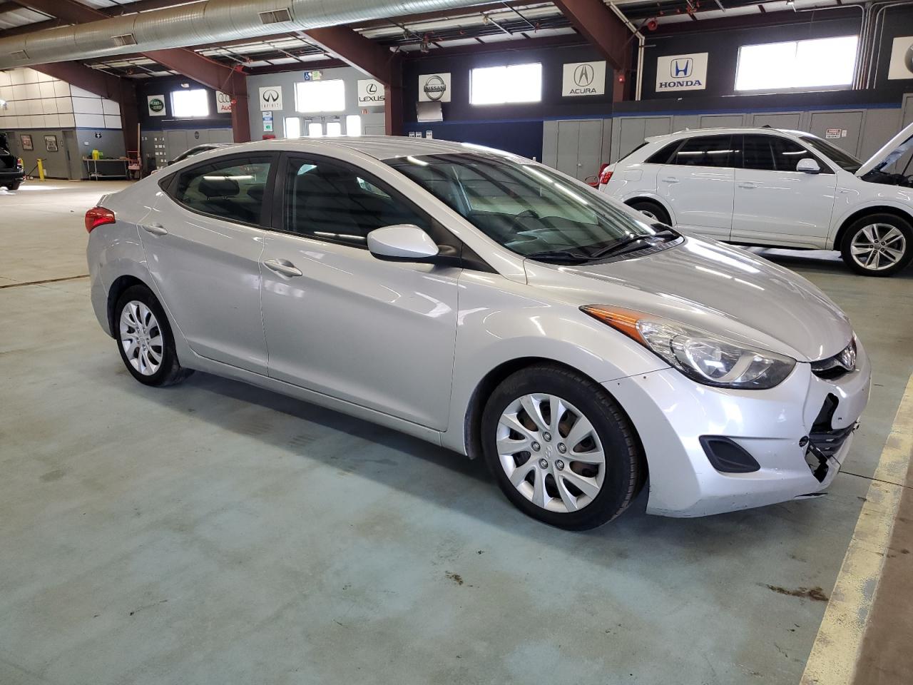 VIN 5NPDH4AE2DH202679 2013 HYUNDAI ELANTRA no.4