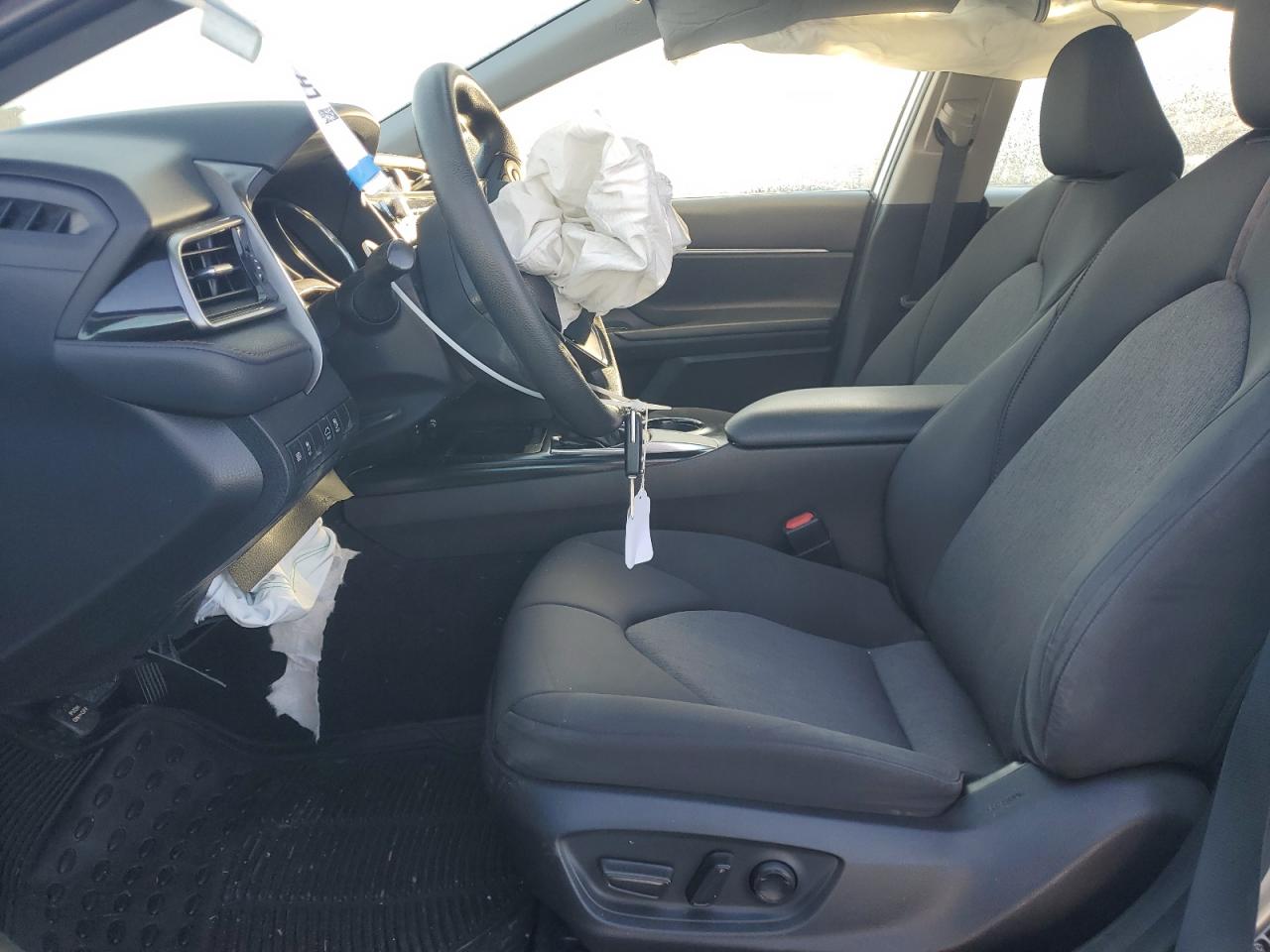2019 Toyota Camry - Image 7